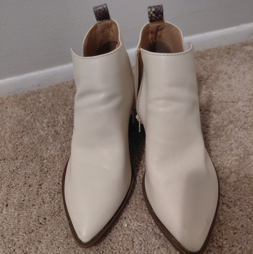 Time and Tru Off-White Ankle Booties